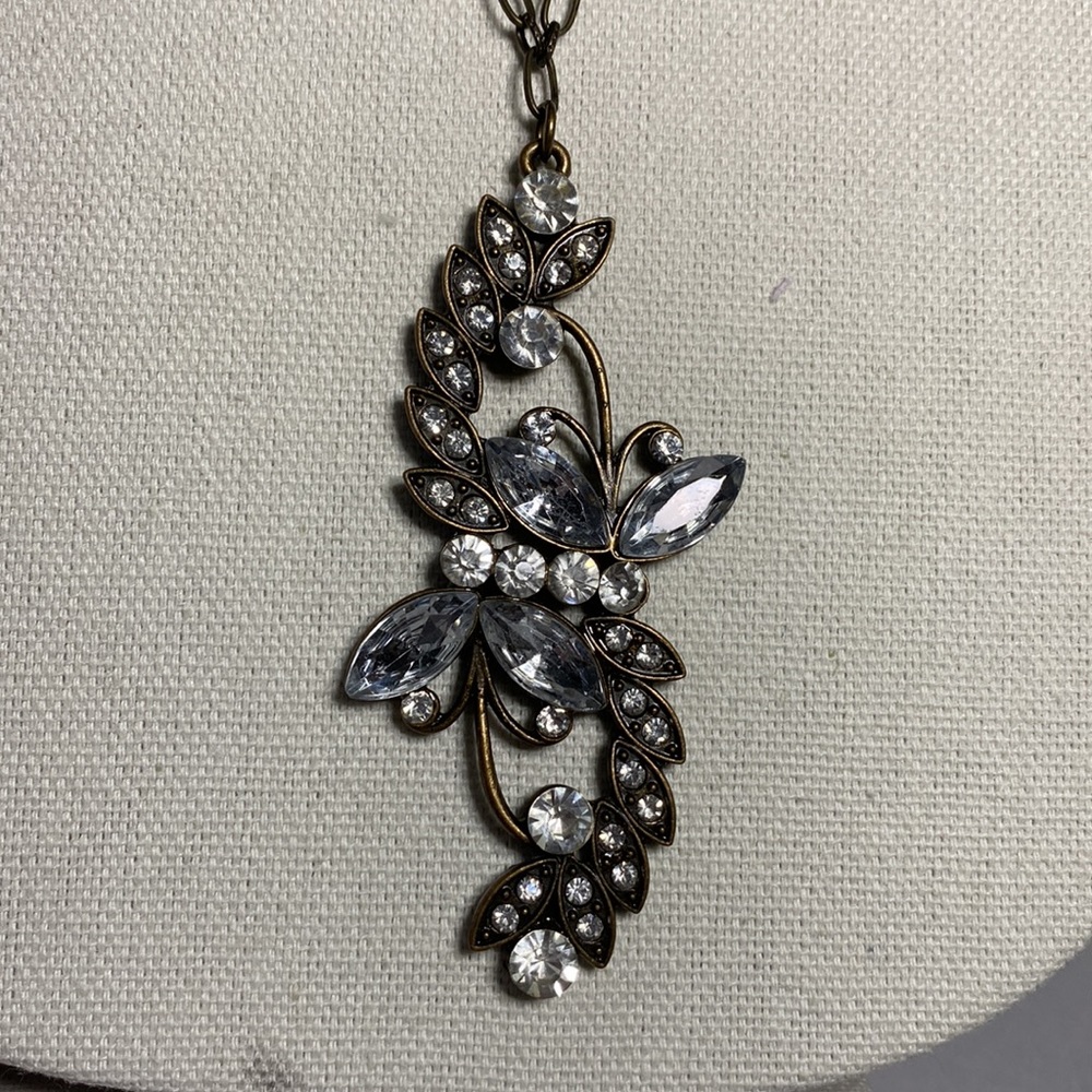 Long floral leaf swirl rhinestone statement necklace